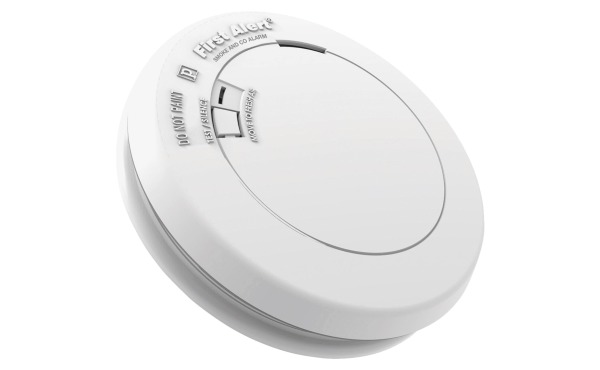 First Alert 10-Year Sealed Battery Photoelectric\/Electrochemical Slim Round Carbon Monoxide and Smoke Alarm